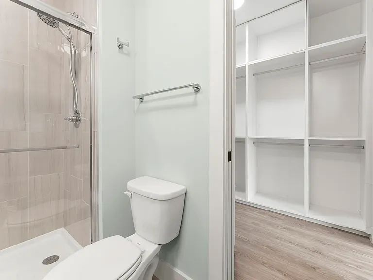 319 Wilkins St #C — Photo 15
