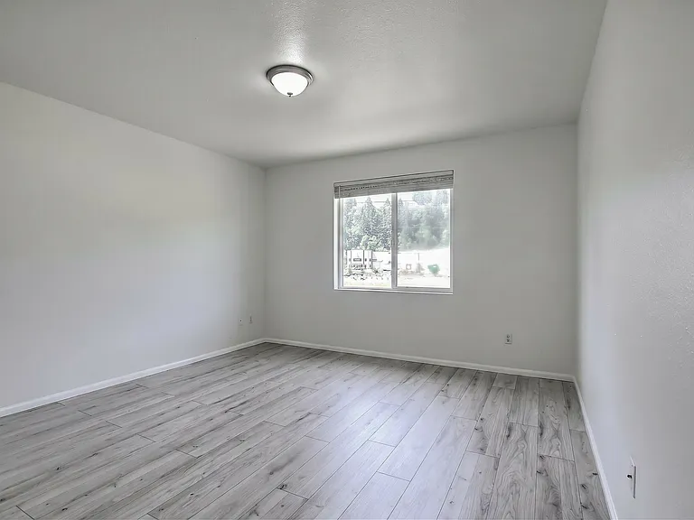586 Beaver Blvd #A — Photo 20