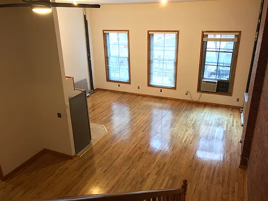 Rented by Triumph Property Group | media 14