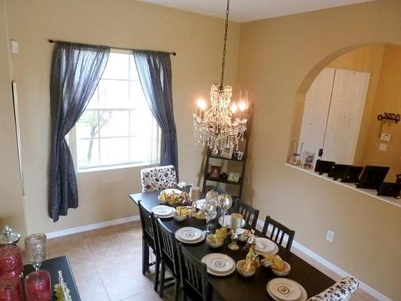Formal dining and entry