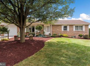 13937 Crest Ave, Waynesboro, PA 17268