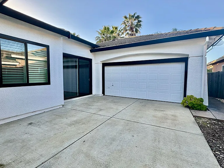3550 Saint Lucia Pl — Photo 2