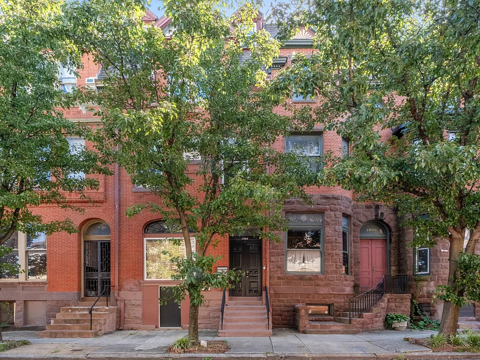 1927 Saint Paul St #1F