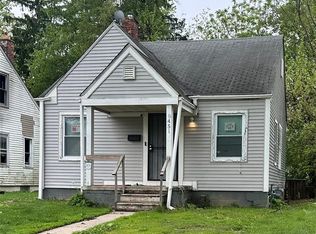 8451 Greenview Ave, Detroit, MI 48228