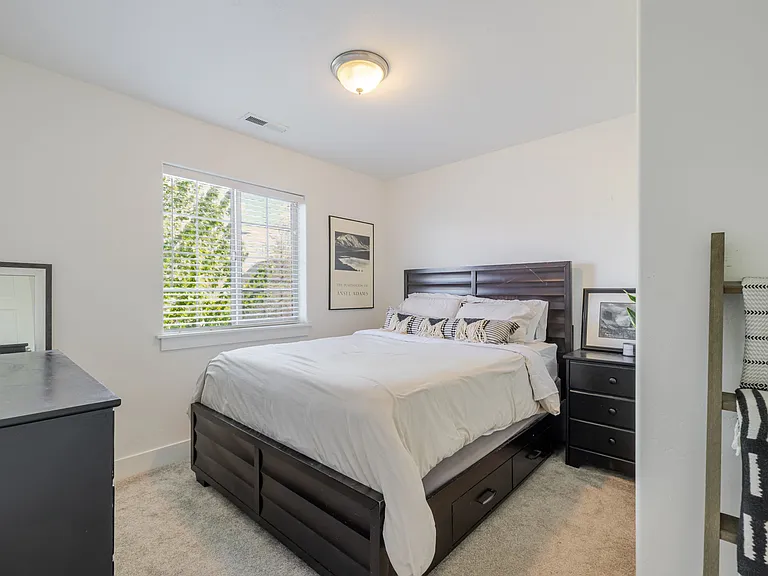 63121 De Haviland Ct — Photo 28