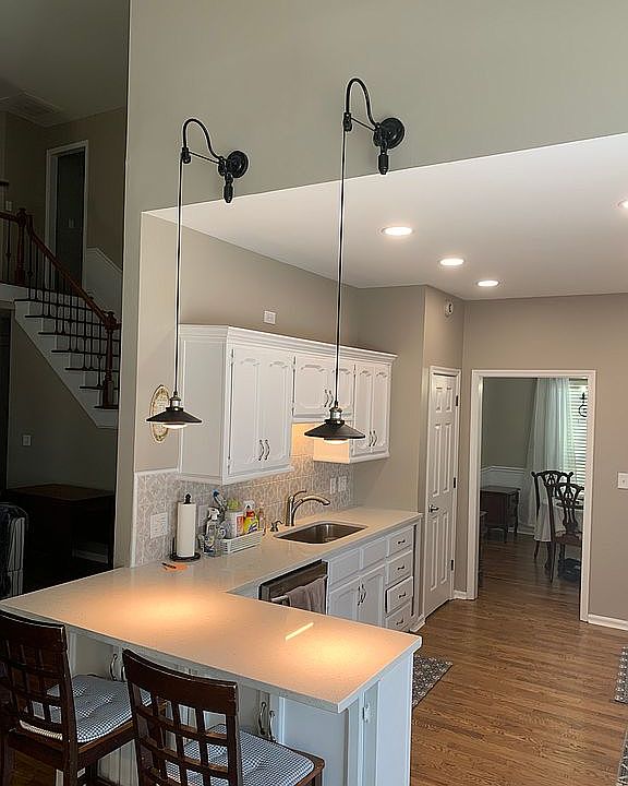 1st image of 505 Mockingbird Dr