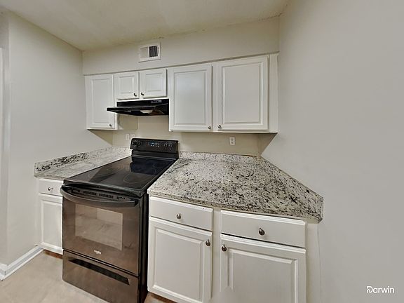2nd image of 3948 Kerwin Dr