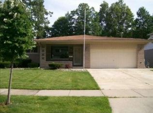 14237 Hamilton St, Riverview, MI 48193