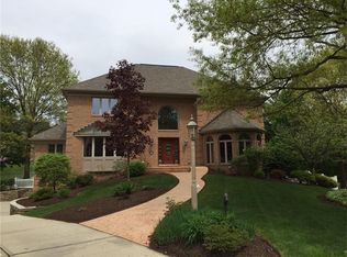 196 Springmeadow Dr, Pittsburgh, PA 15241