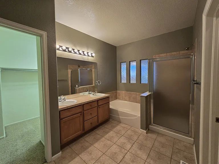 23002 E Ontario Dr #101 — Photo 12