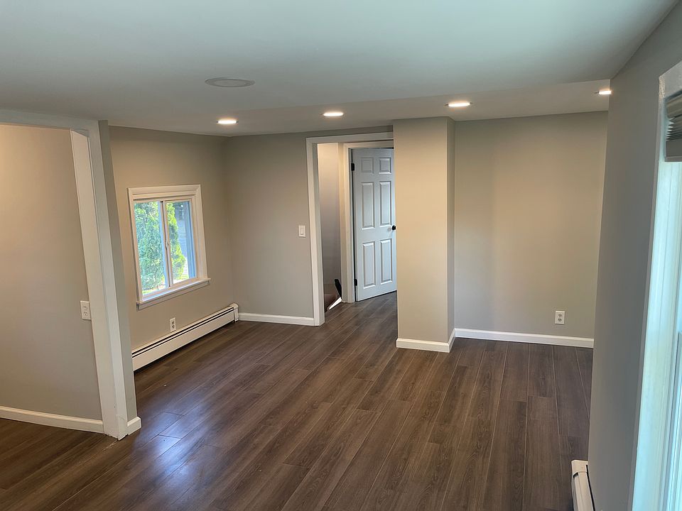 1st image of 21 Cambridge Ave Floor 2