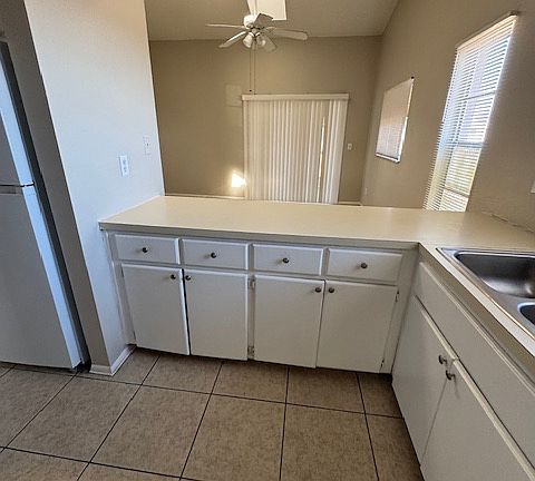 3rd image of 411 Diplomat Pkwy E
