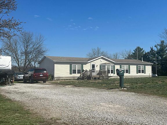 3rd image of 28961 Poplar Rd