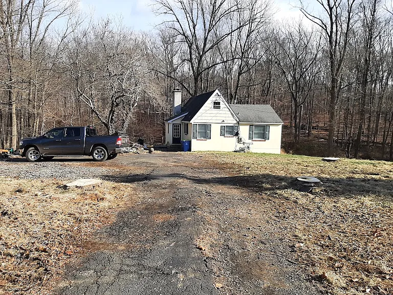 148 Liberty Corner Rd — Photo 9