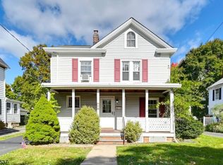 9 Jaqui Ave, Morris Plains, NJ 07950