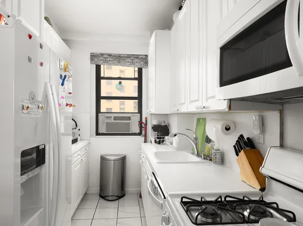 20 West 84th Street image 7 of 7