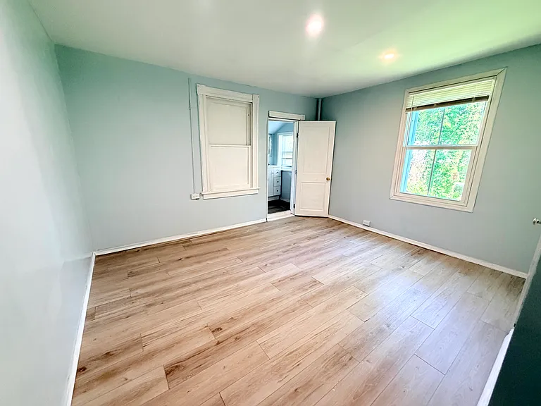 1601 Sexton St — Photo 13