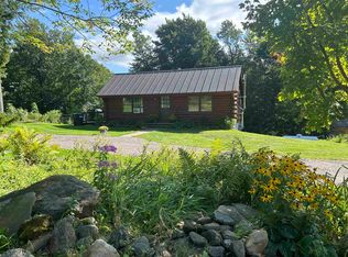 384 Smugglers View Rd, Jeffersonville, VT 05464