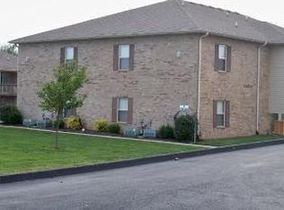 2051 Southfork Dr, Ozark, MO 65721