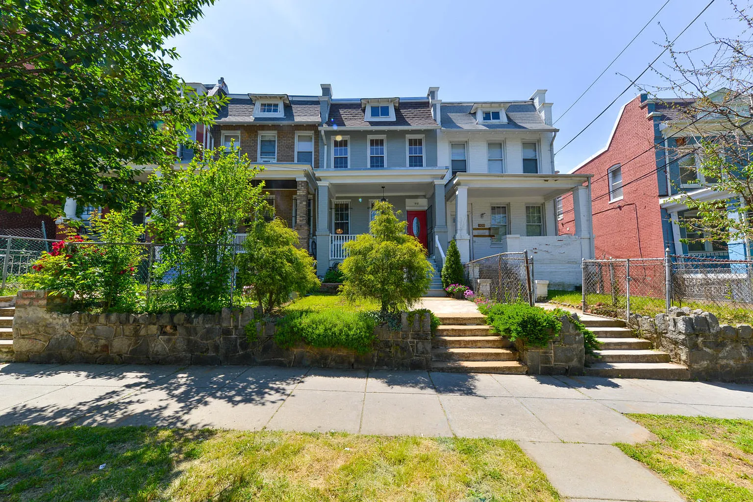 918 Shepherd St NW photo 1