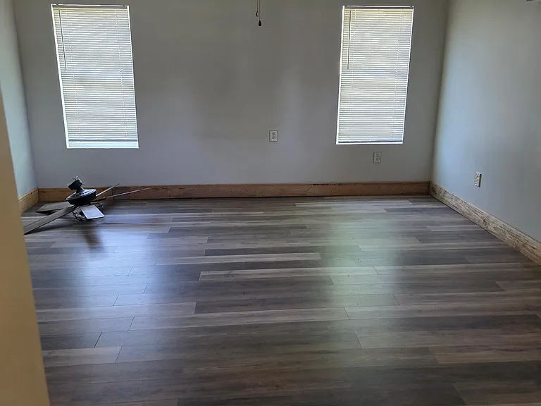 1115 Blountsville St — Photo 4