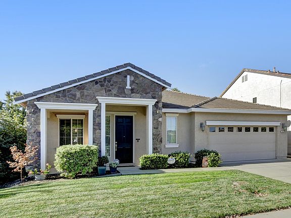 2nd image of 1419 Rossmere Ln