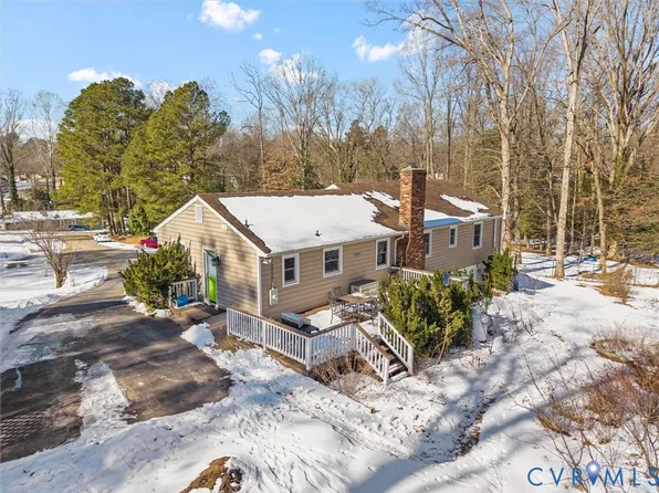 3800 Hunton Ct, North Chesterfield, VA 23235