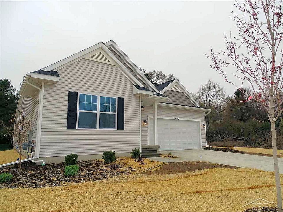 Floor plans and photos shown may include base features along with additional options and upgrades.