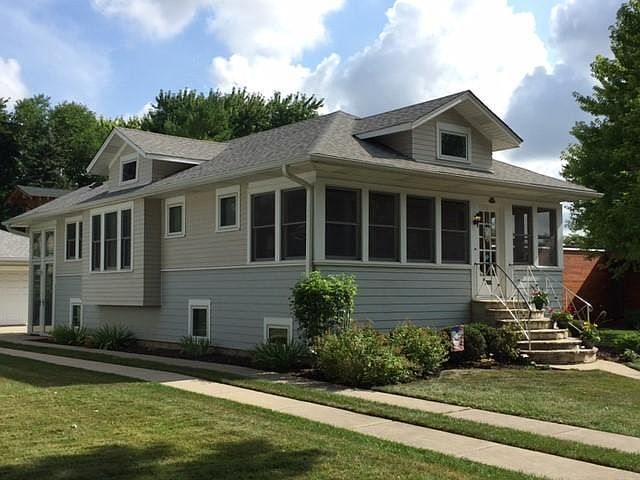 1st image of 251 E Columbia Ave