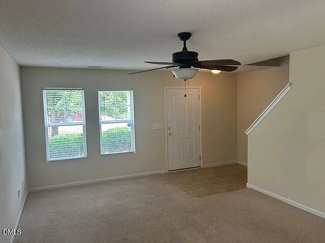 76 Buckleigh Dr — Photo 2