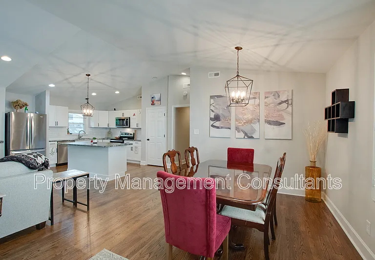 805 Rison Ave NE — Photo 22