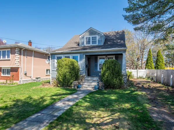 20 Alberta Street, Waterbury, CT 06708