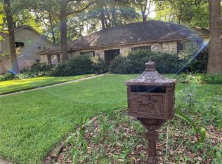 1123 Caspian Ln, Houston, TX 77090