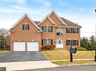 3 Connor Ct, Hamilton, NJ 08690