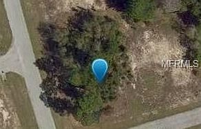 2nd image of 201 Goldenrod Ln