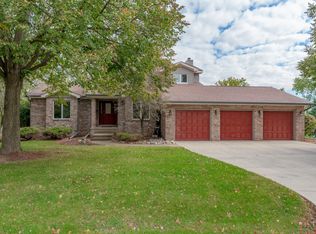 19584 Crowns Point, Downs, IL 61736