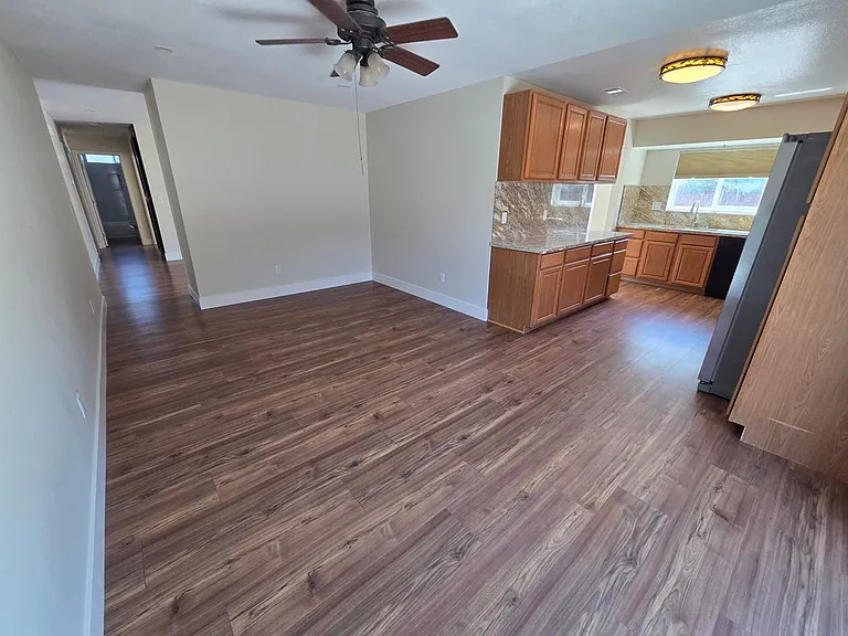 616 Placer Ln — Photo 33