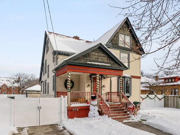 711 North 10th STREET, Manitowoc, WI 54220