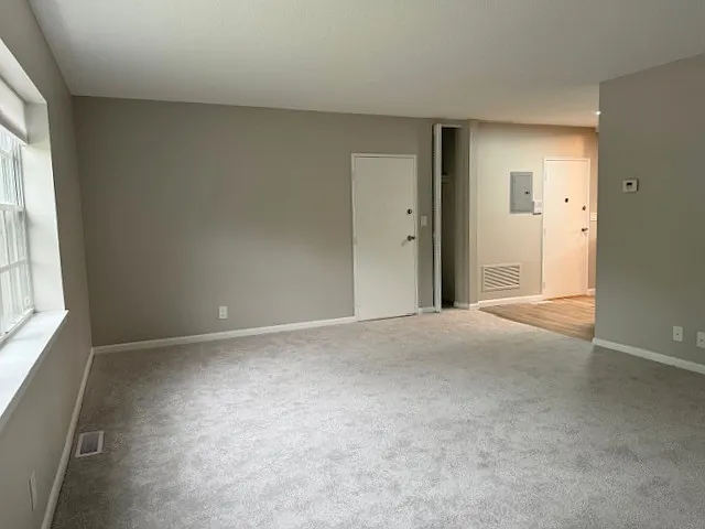 149 Lake Shore Rd #2 — Photo 3