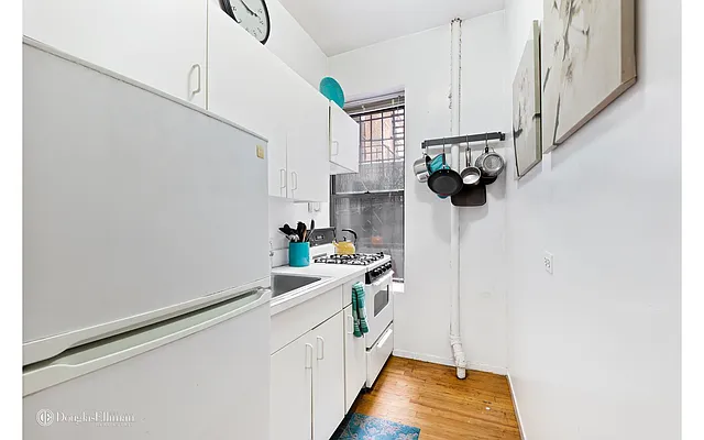 Rented by Douglas Elliman | media 9