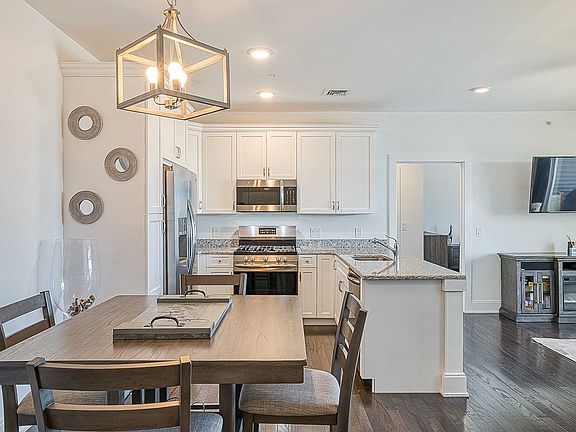 4th image of 5 Atlantic Ave #233-E