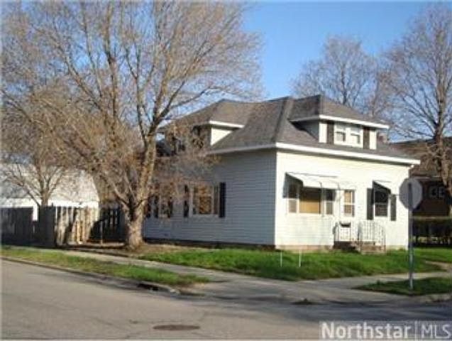 1st image of 203 3rd Ave N
