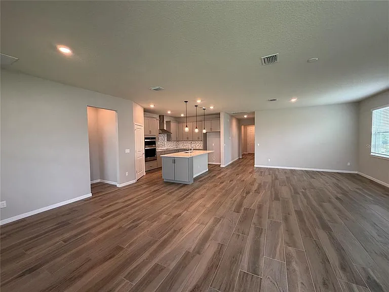 2610 Autumn Peace Dr — Photo 4