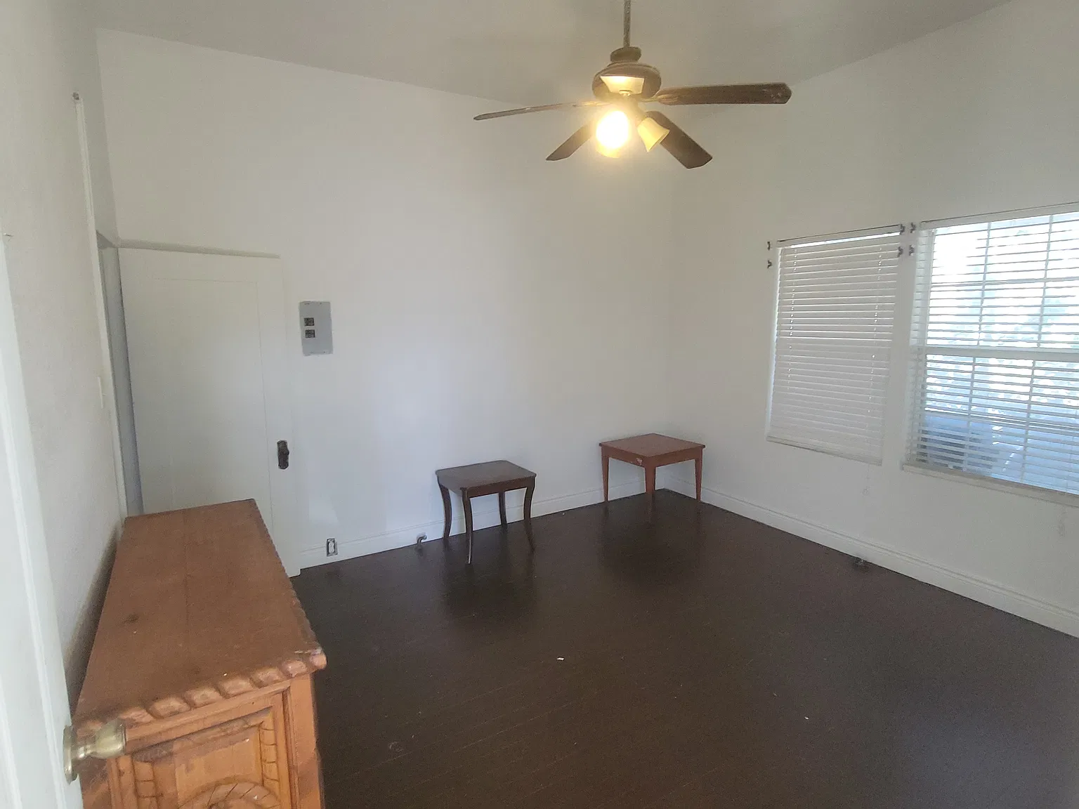 254 Linares St — Photo 2
