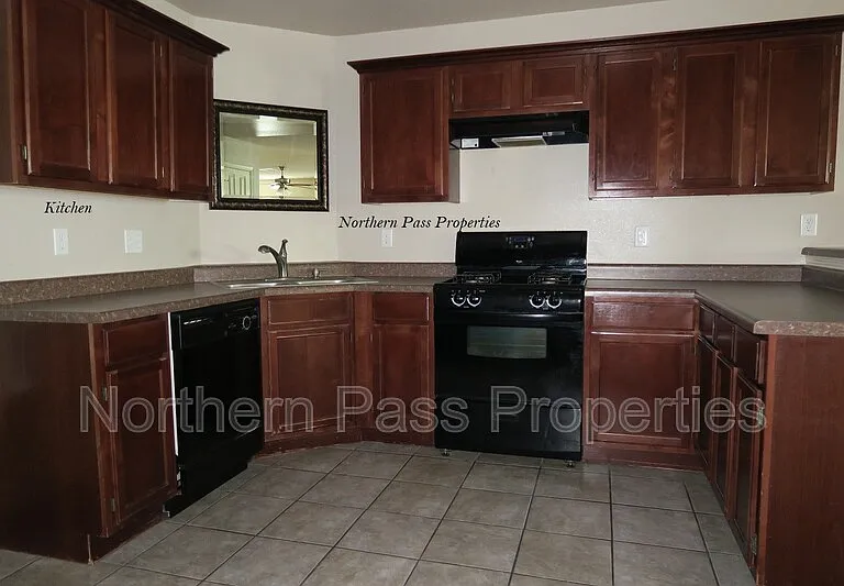 3233 Bell Point Dr — Photo 11
