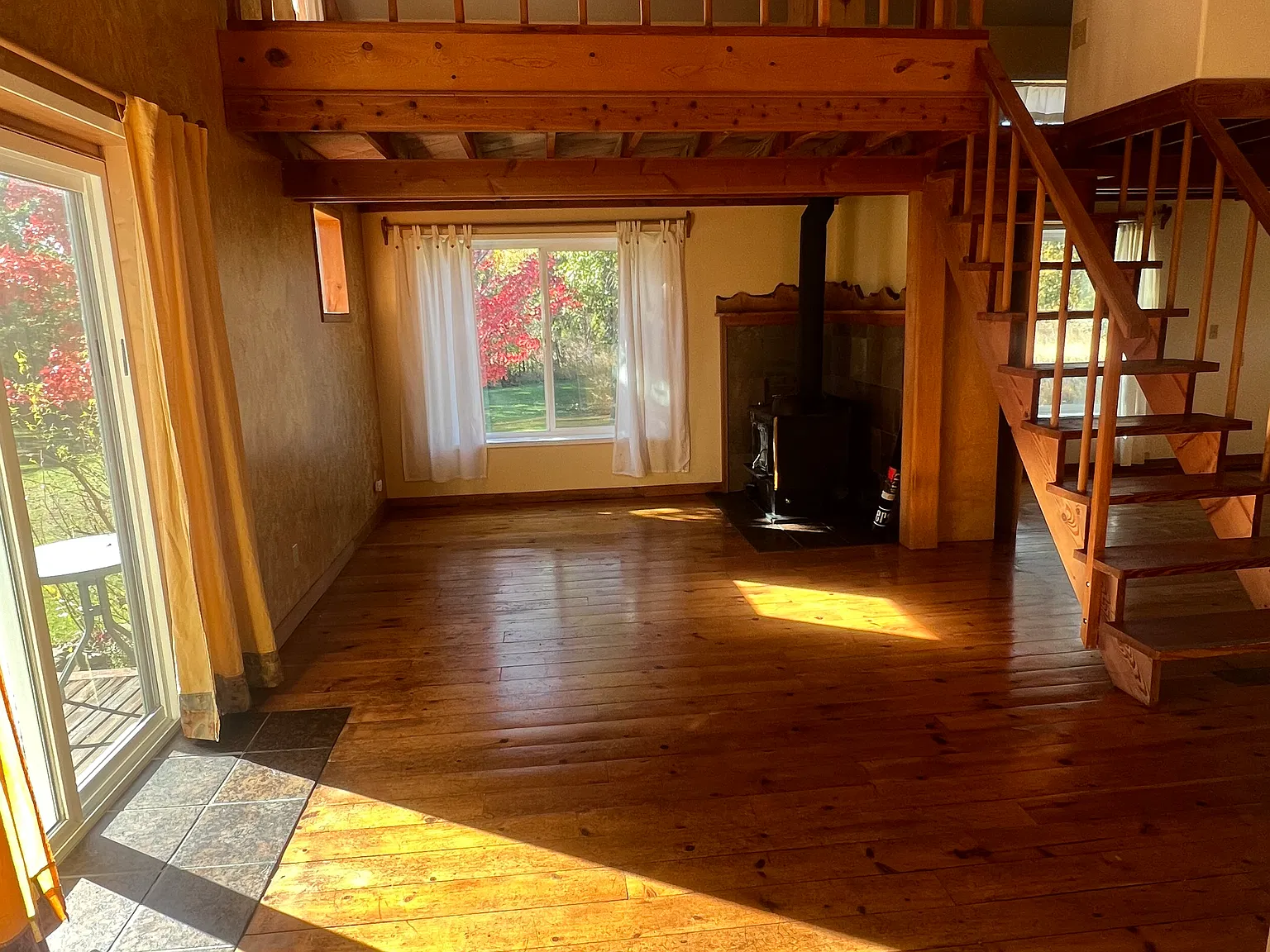 1 bed, 1200 sqft, $2,100 — Photo 2