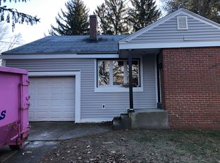 121 Roy St, Springfield, MA 01104