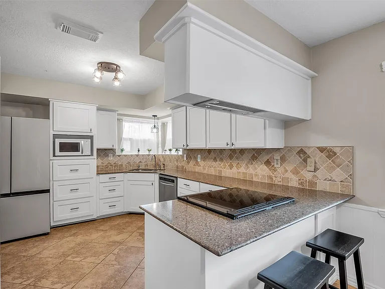22502 Fields Ln — Photo 11