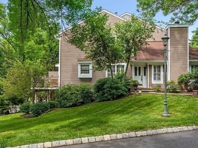 1 N Stone Edge Rd, Bedminster, NJ, 07921