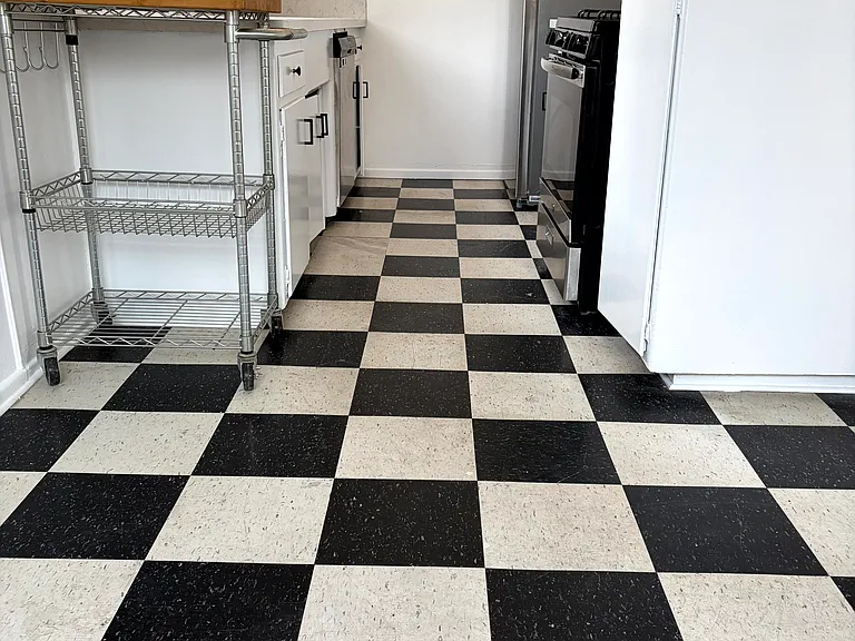 1173 N Curson Ave #1 — Photo 12
